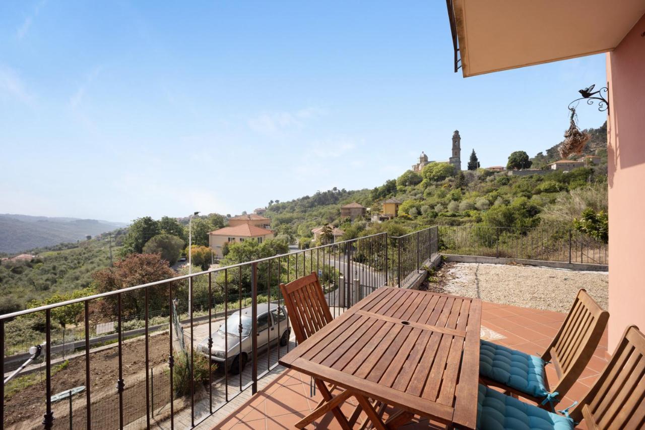 Maison Laura Diano Borello Esterno foto